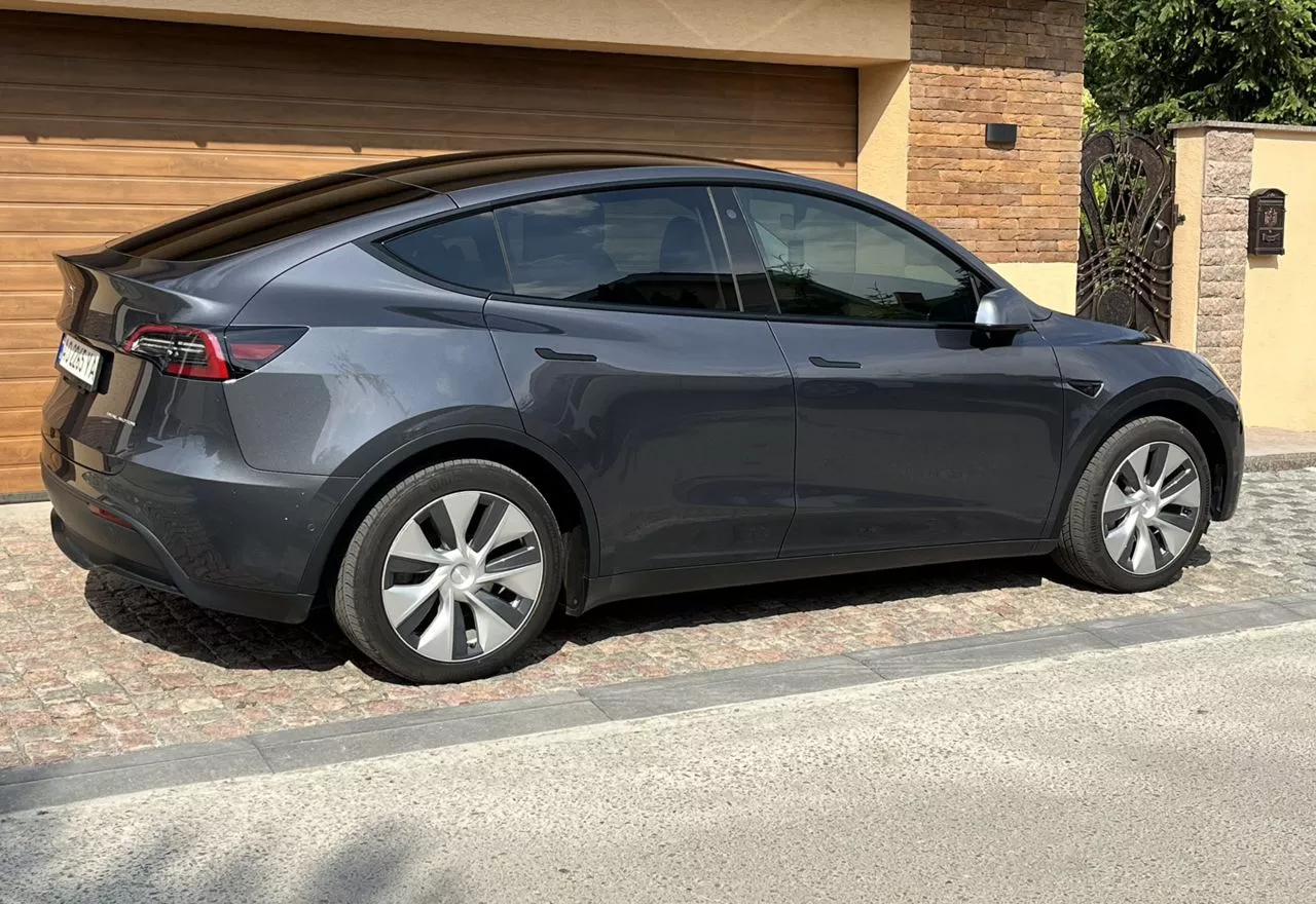 Tesla Model Y  82 kWh 202181