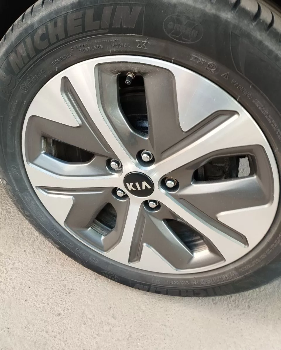 Kia Niro  64 kWh 201961