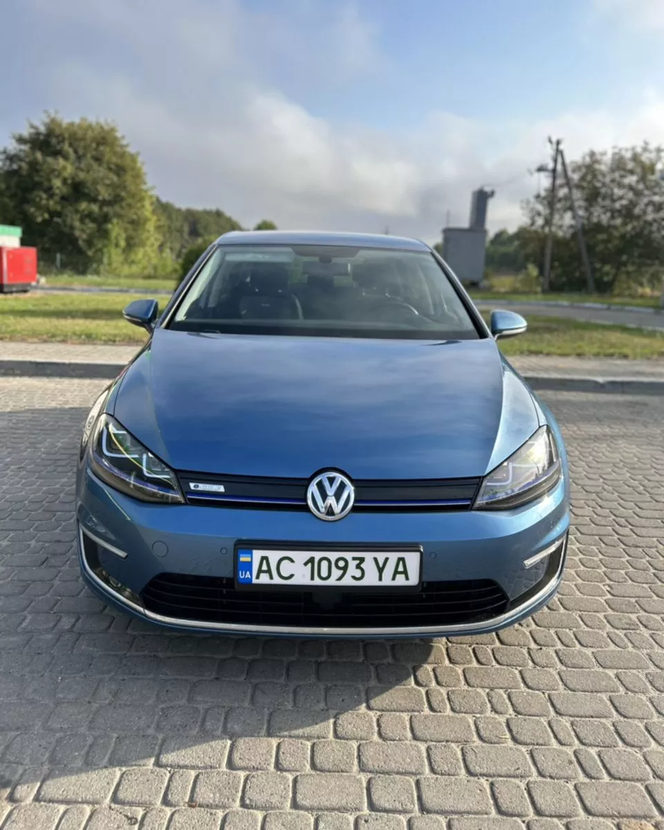 Volkswagen e-Golf  24 kWh 201501