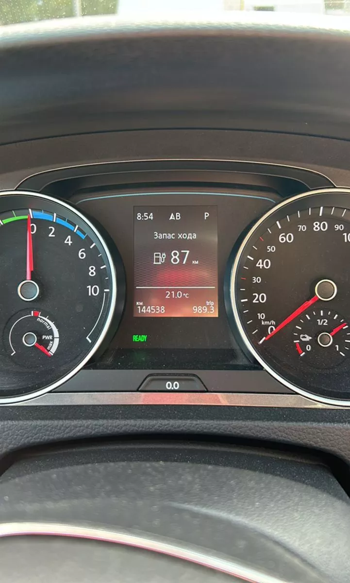 Volkswagen e-Golf  24 kWh 2015101