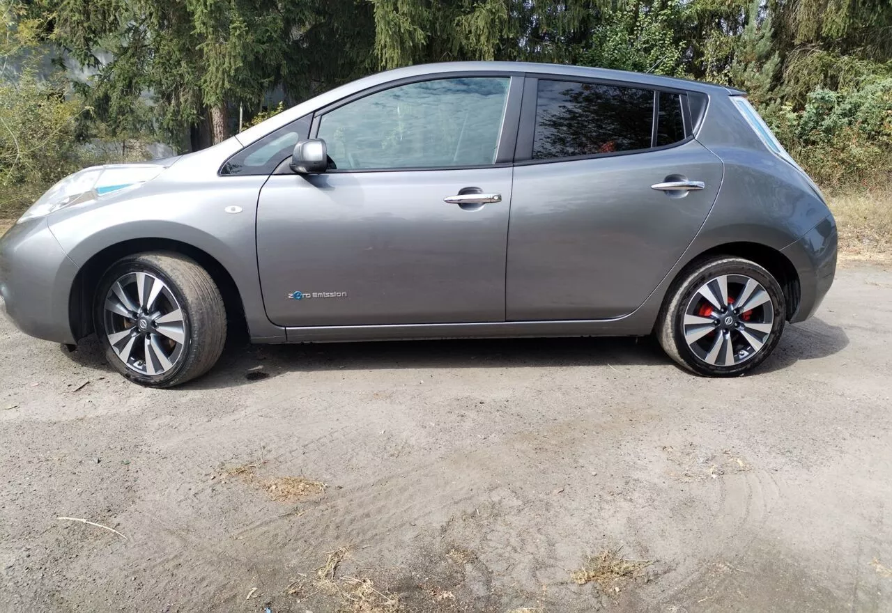 Nissan Leaf  24 kWh 201421