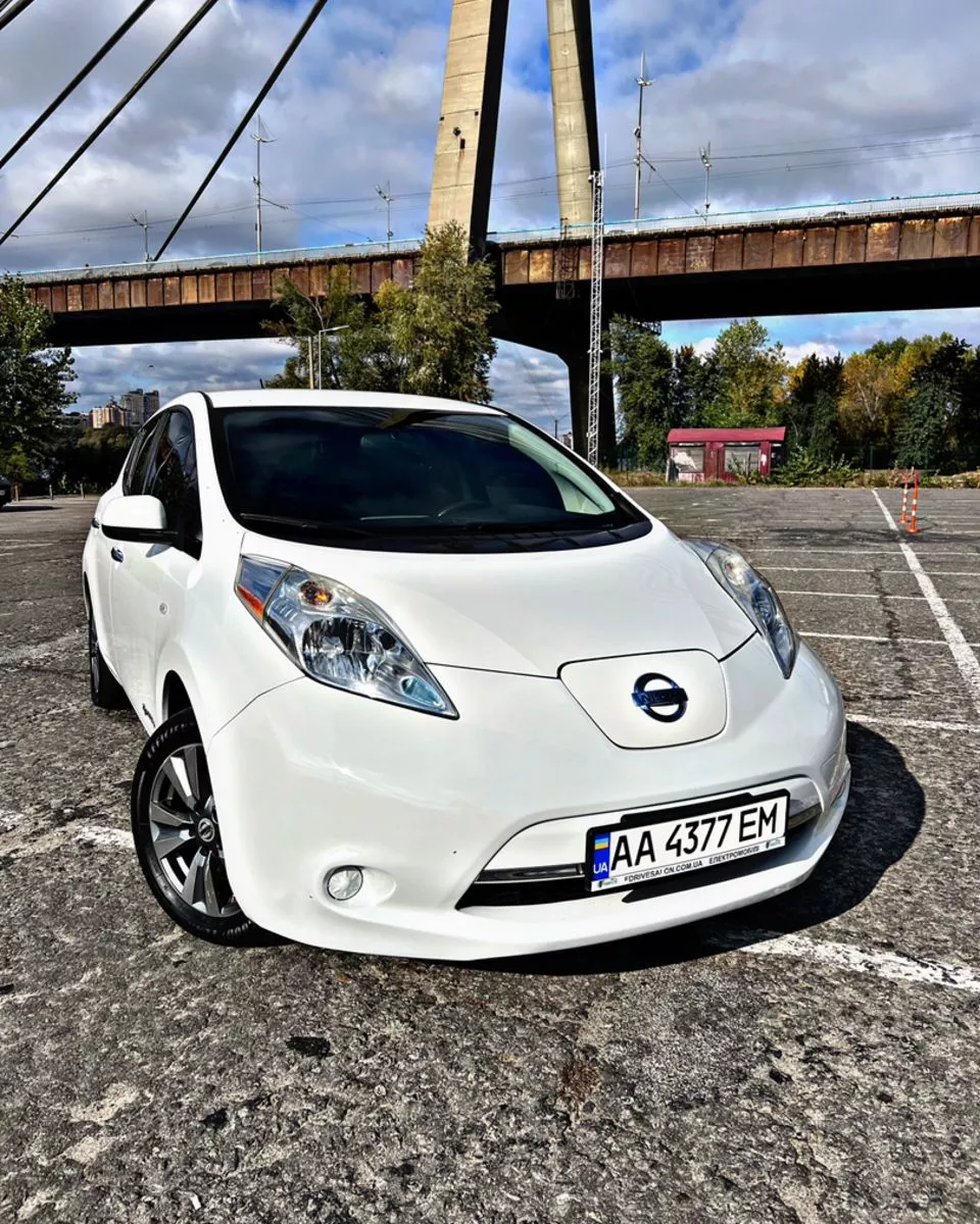 Nissan Leaf  24 kWh 201501