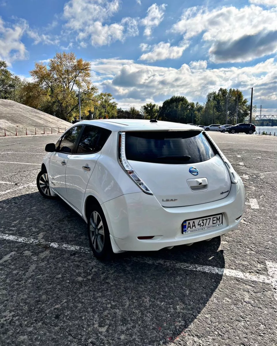 Nissan Leaf  24 kWh 201521