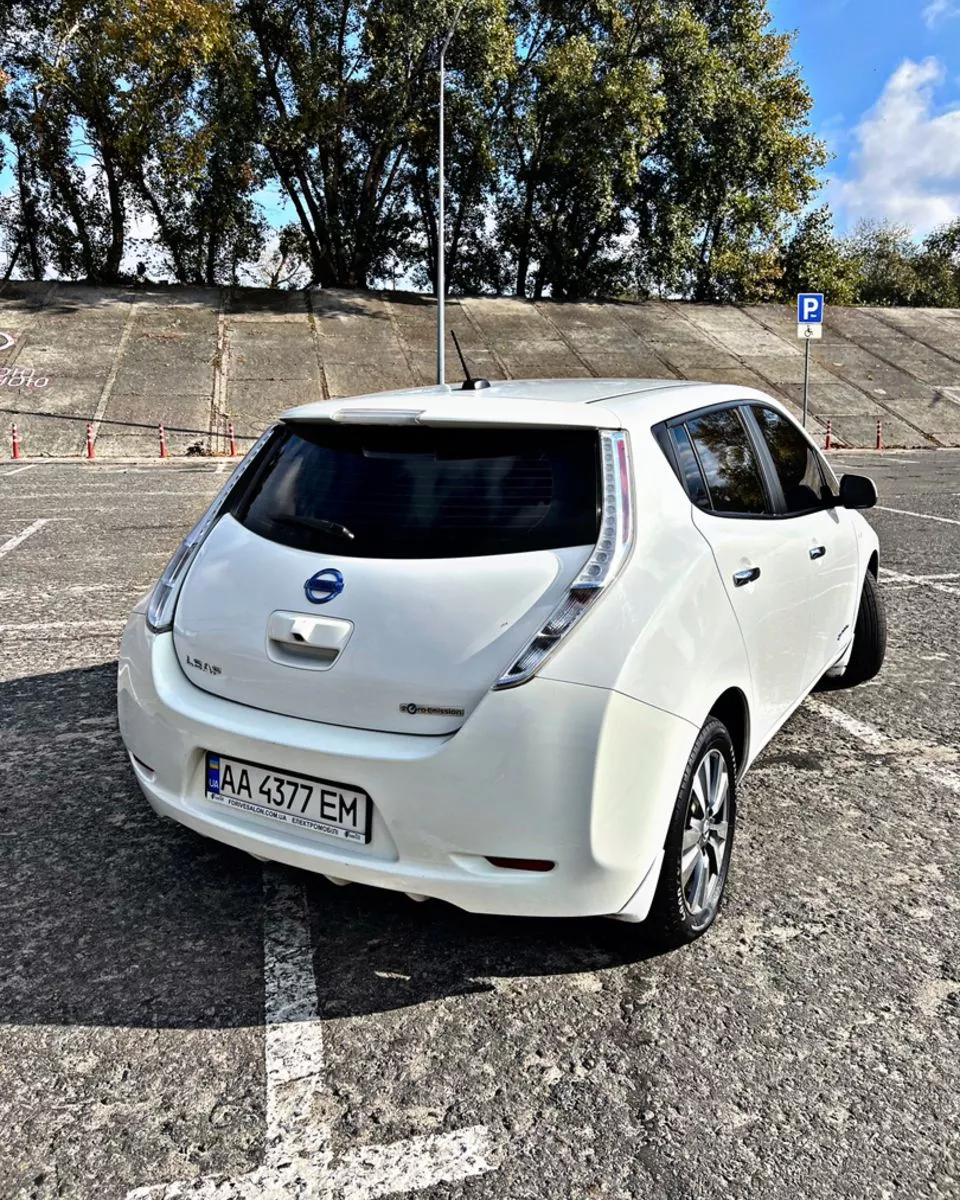 Nissan Leaf  24 kWh 201531