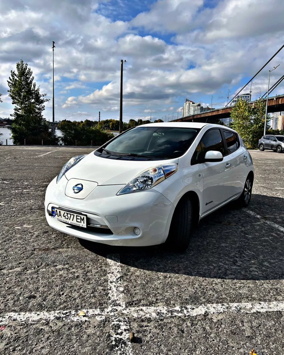 Nissan Leaf  24 kWh 201571