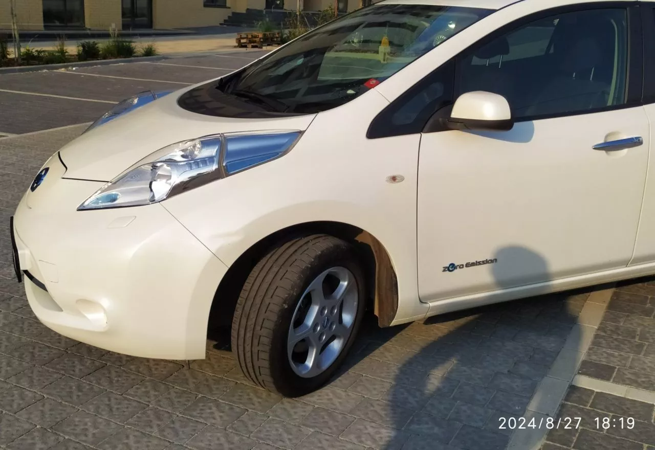 Nissan Leaf  24 kWh 2014141