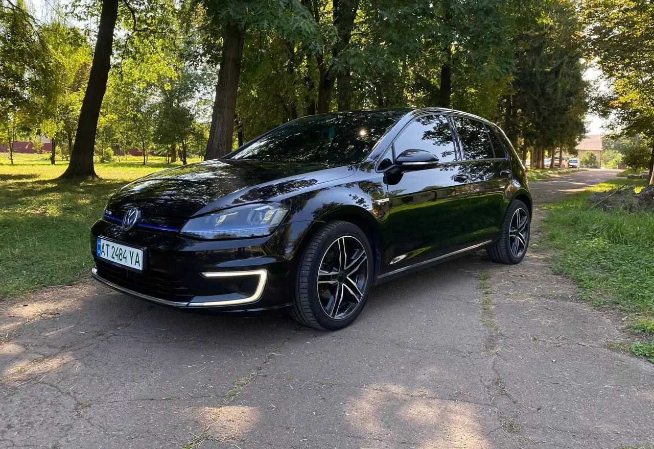 Volkswagen e-Golf  201501