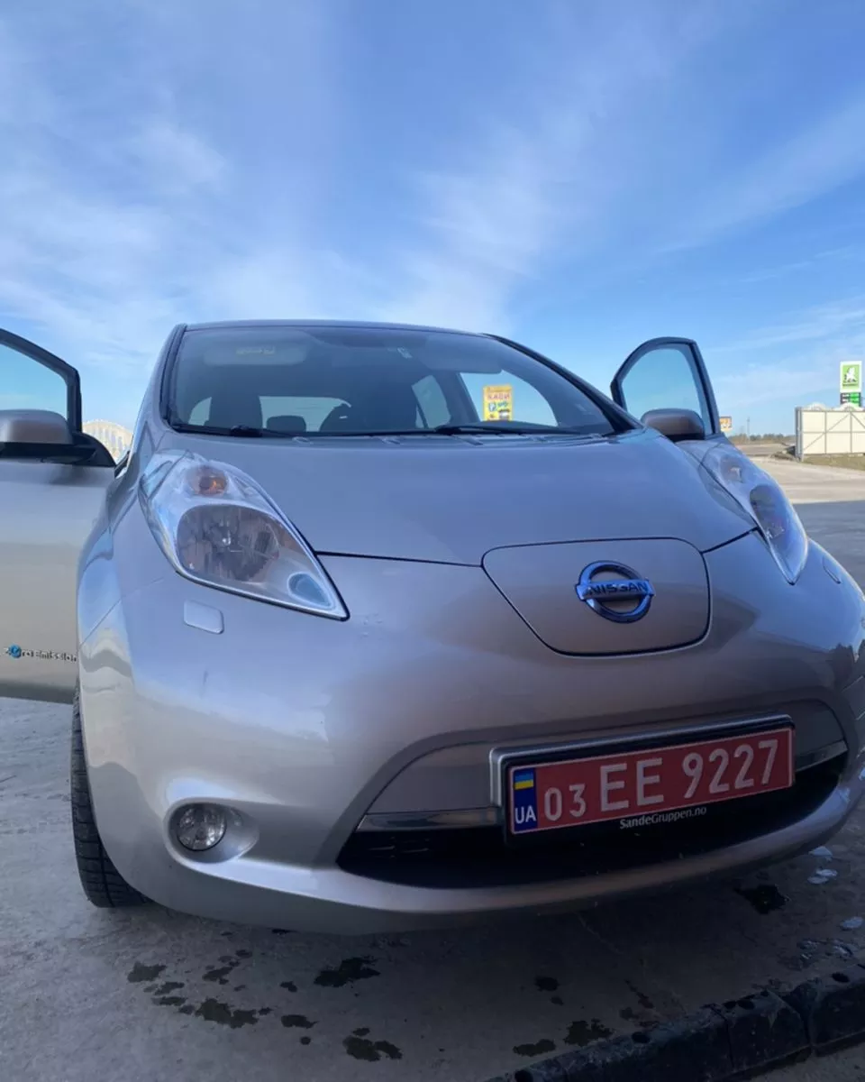 Nissan Leaf  201511