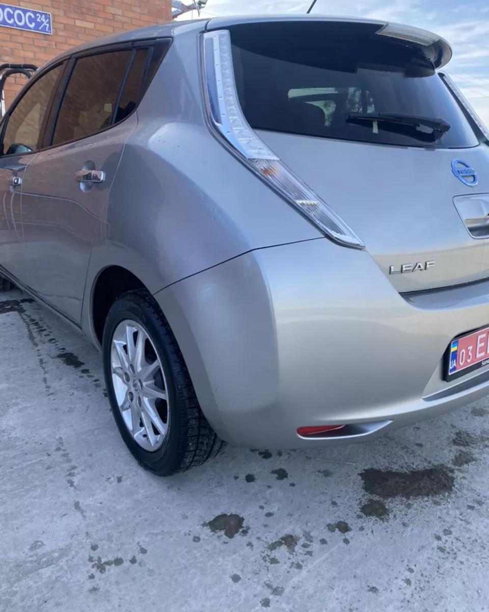 Nissan Leaf  201541