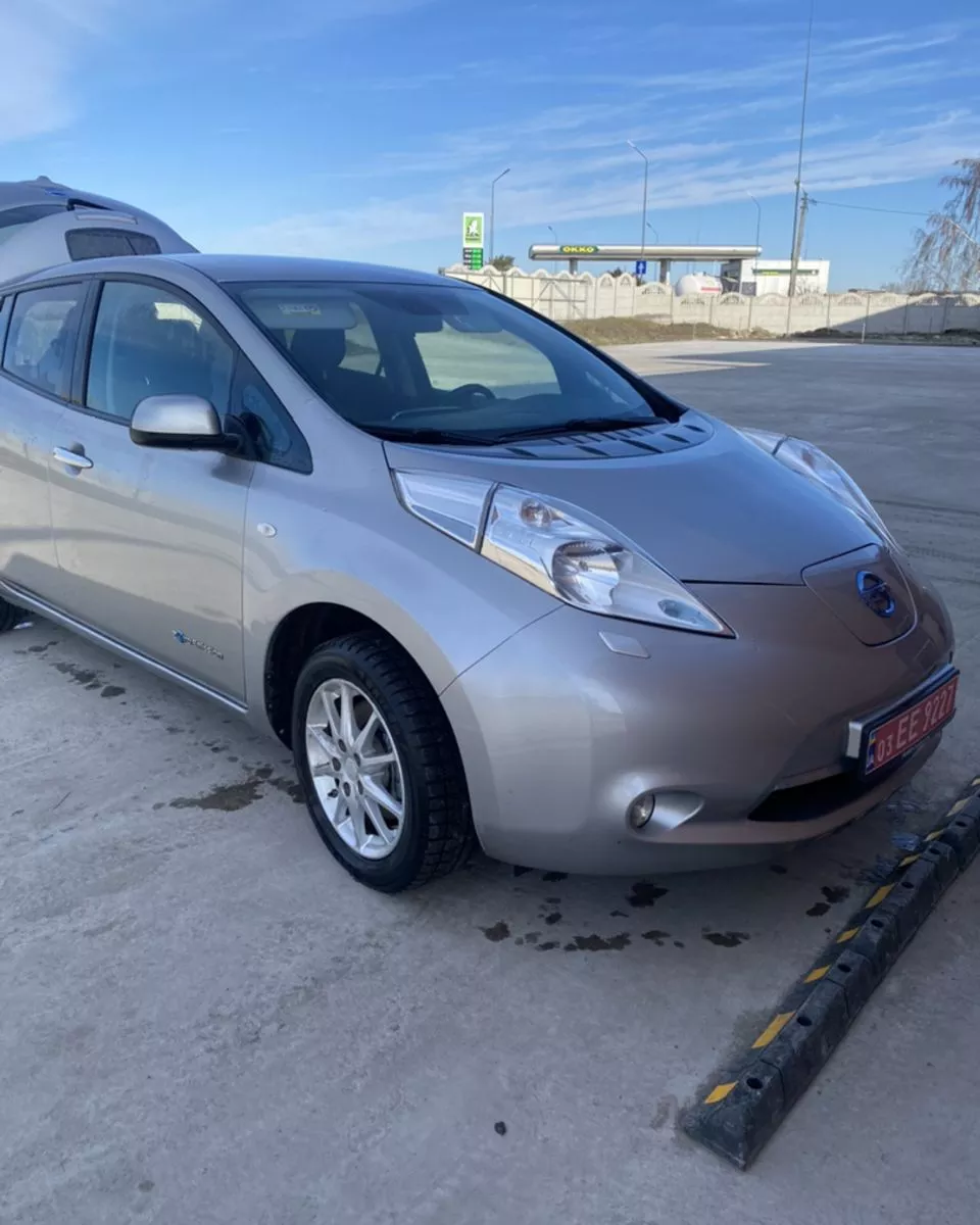 Nissan Leaf  201561