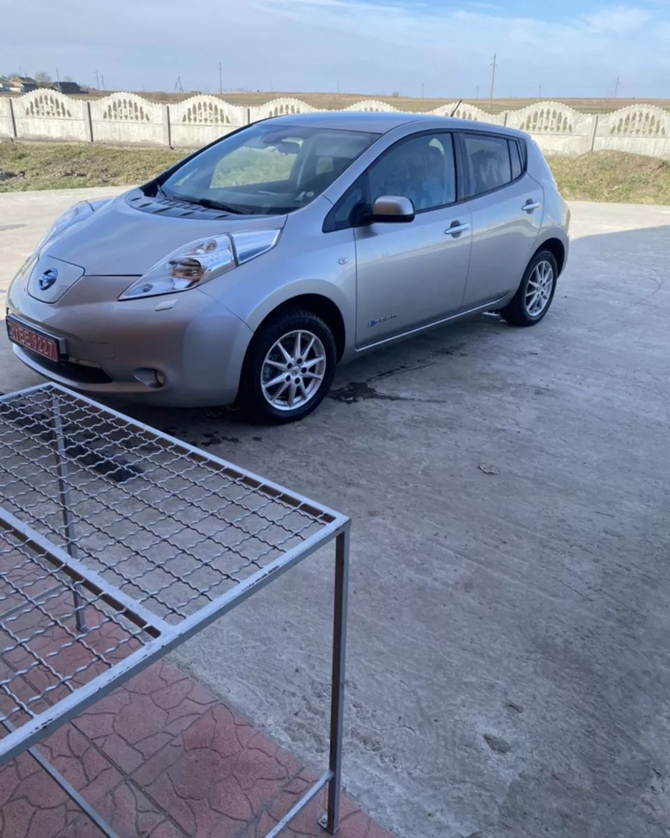 Nissan Leaf  201571