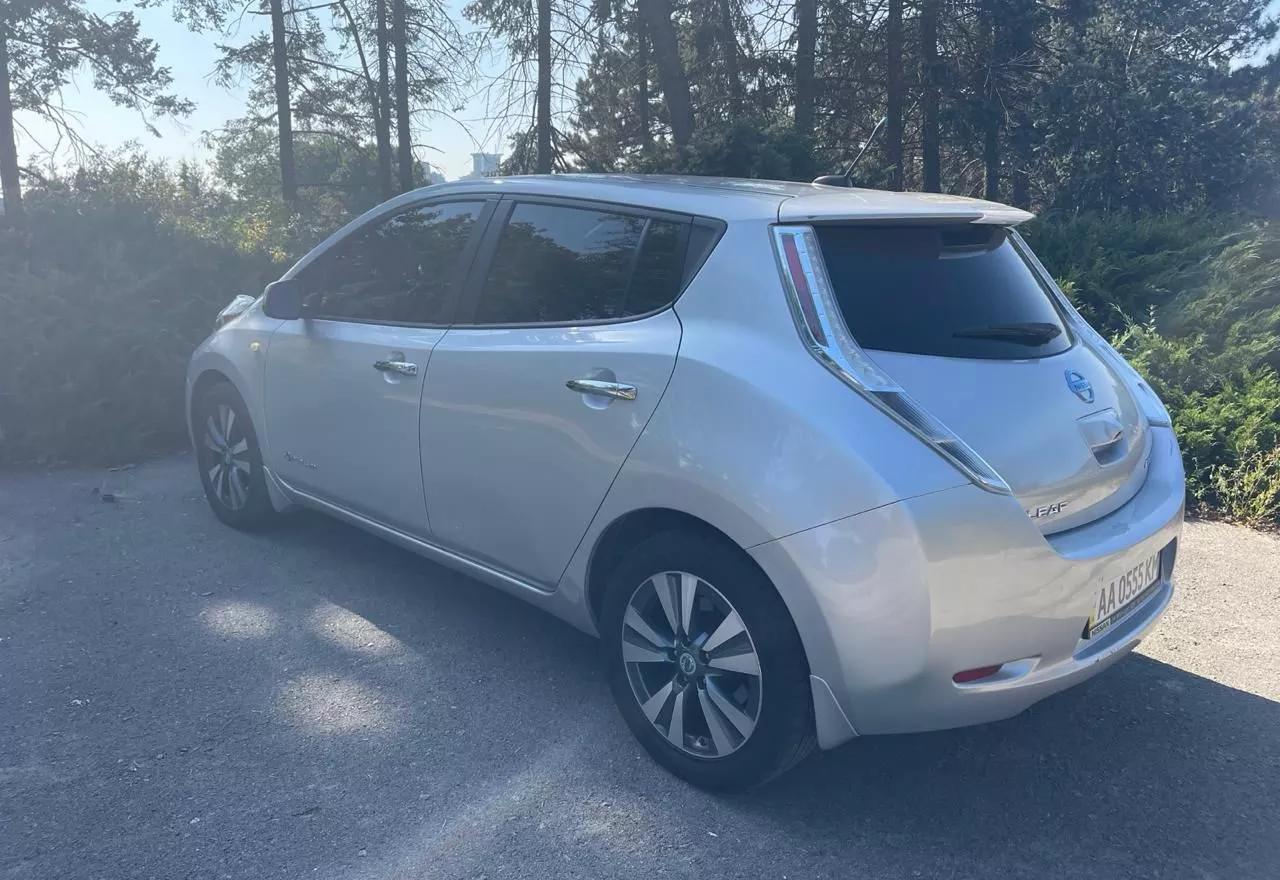 Nissan Leaf  24 kWh 201331