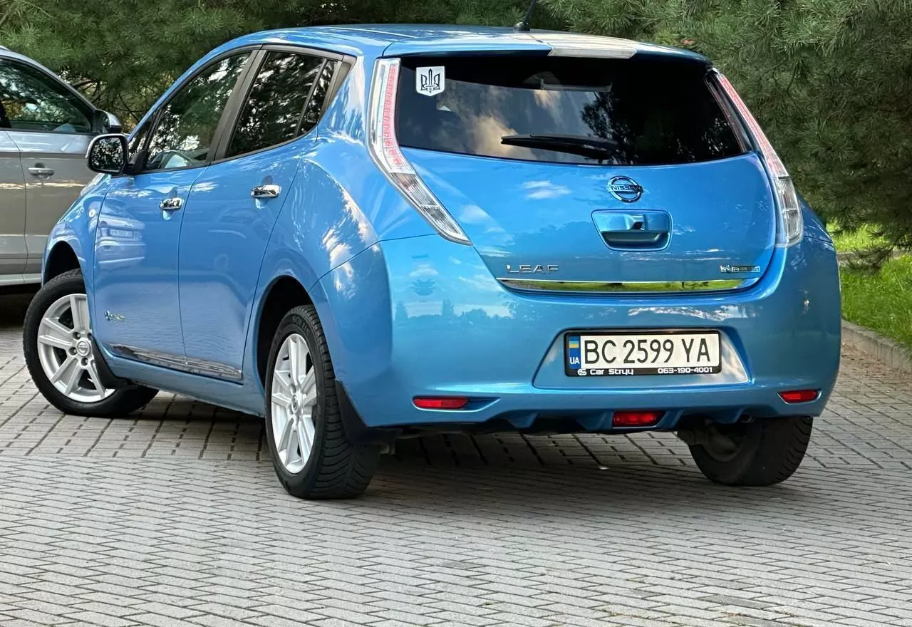 Nissan Leaf  24 kWh 2013141