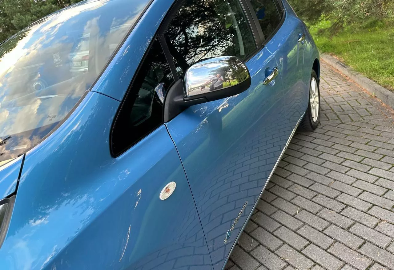 Nissan Leaf  24 kWh 2013181