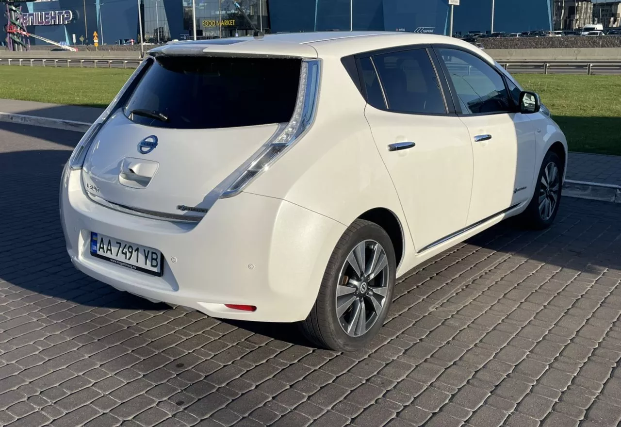 Nissan Leaf  24 kWh 201351