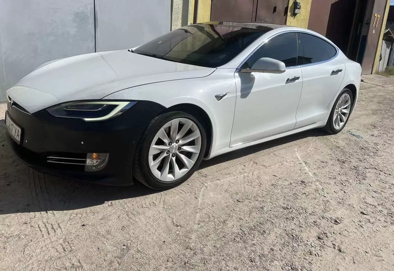 Tesla Model S  75 kWh 201611