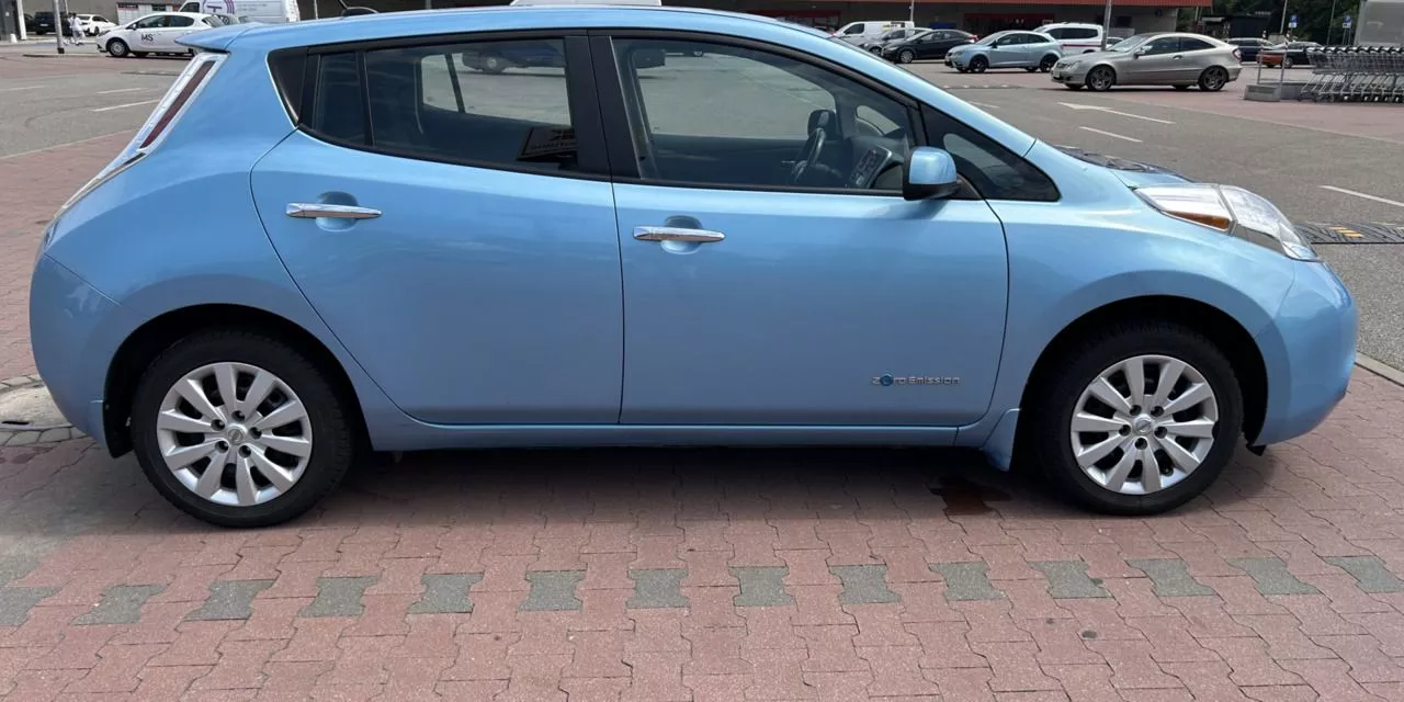 Nissan Leaf  24 kWh 2015141