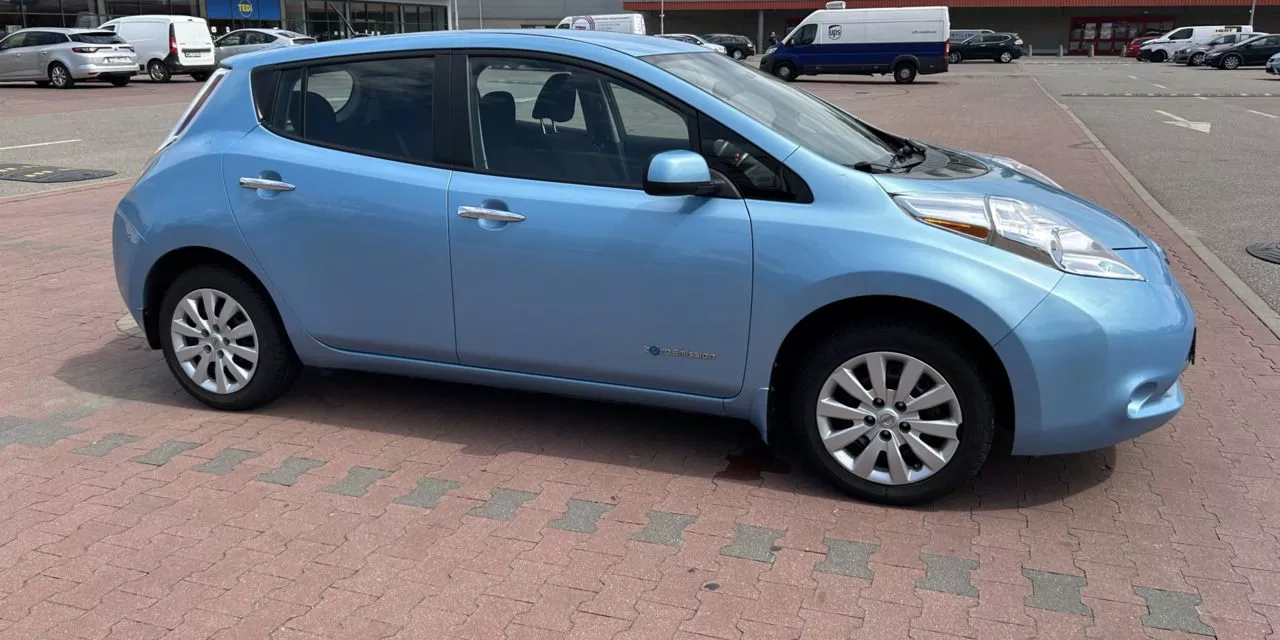 Nissan Leaf  24 kWh 2015151