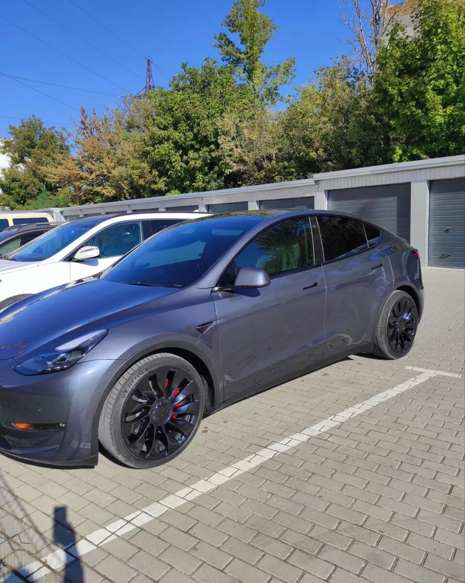 Tesla Model Y  82 kWh 202221