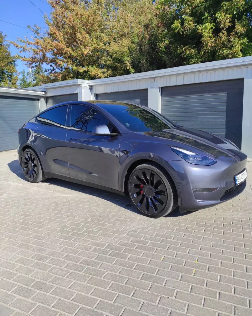 Tesla Model Y  82 kWh 202271