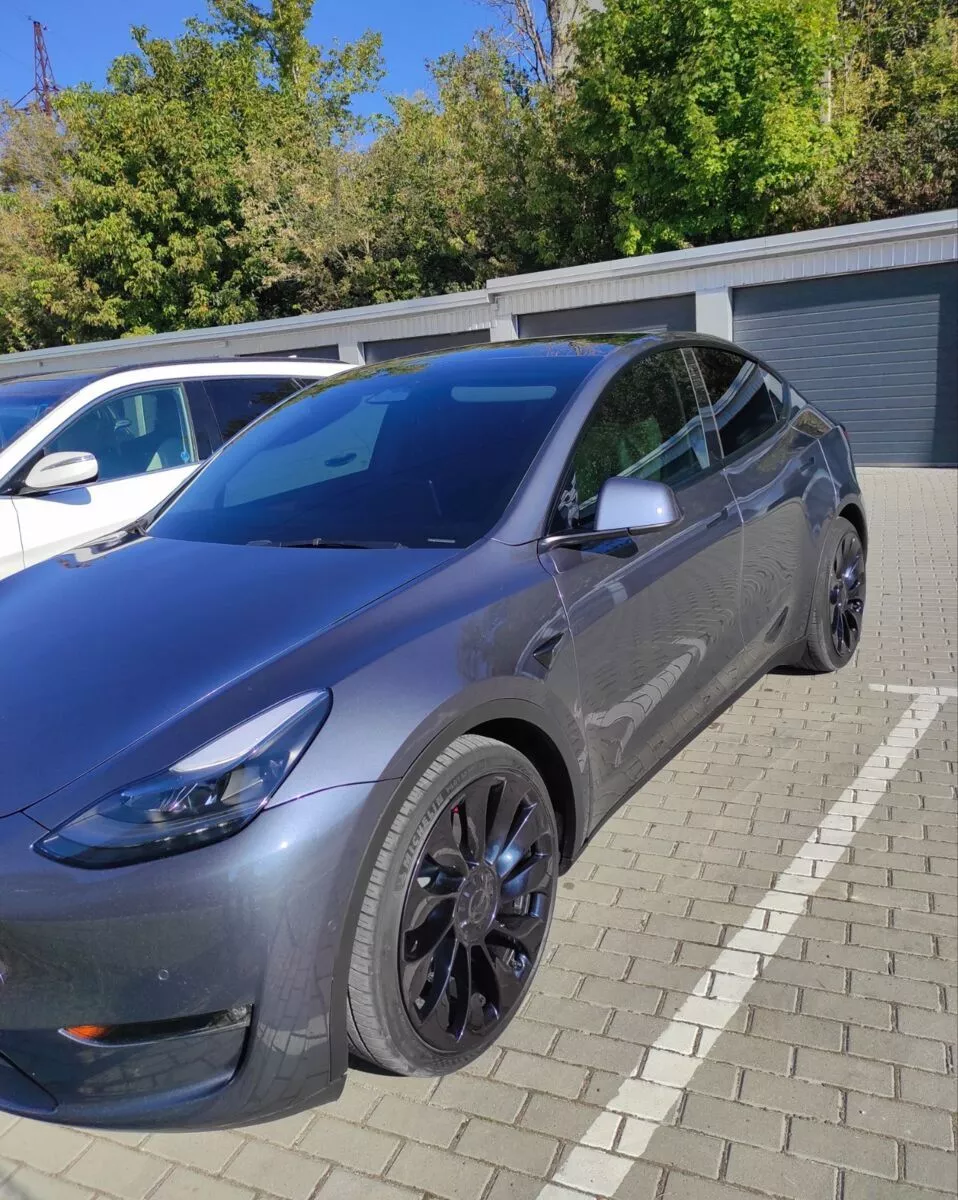 Tesla Model Y  82 kWh 2022121