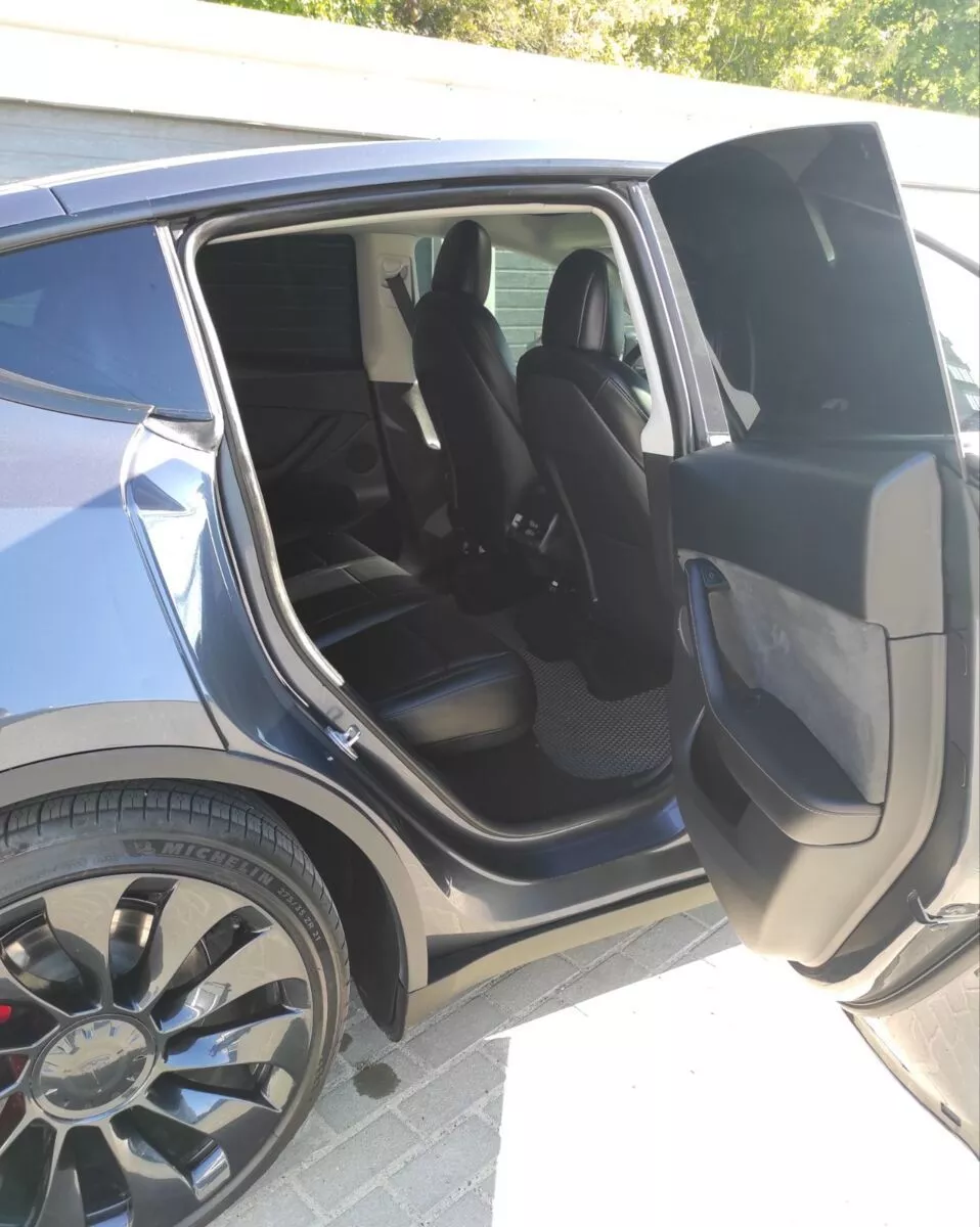 Tesla Model Y  82 kWh 2022151