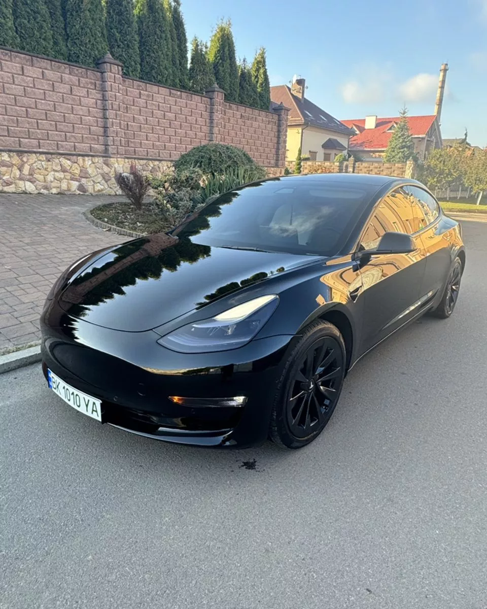 Tesla Model 3  82.5 kWh 202191