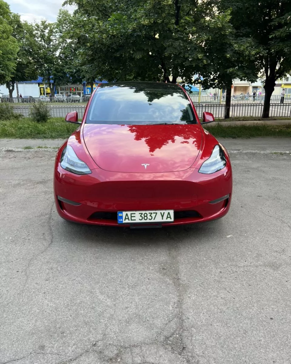 Tesla Model Y 