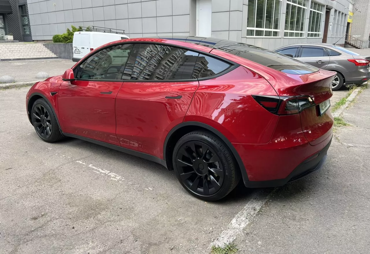 Tesla Model Y  202121