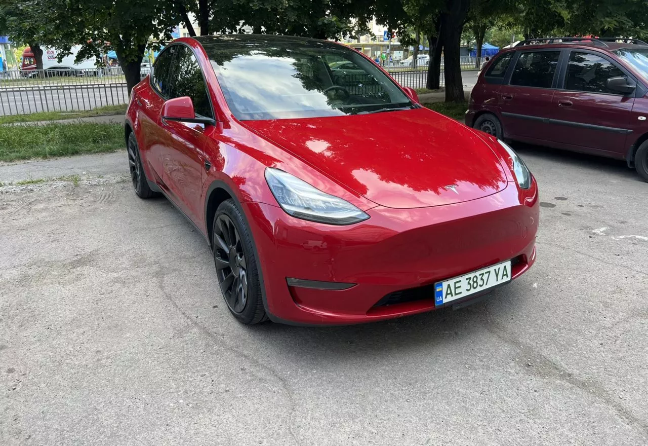 Tesla Model Y  202131