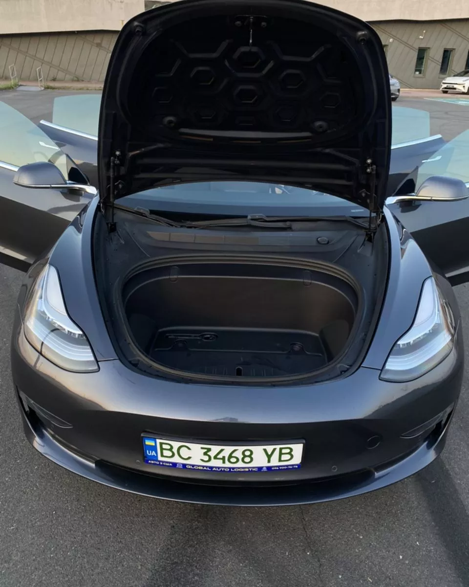 Tesla Model 3  80.5 kWh 2019101