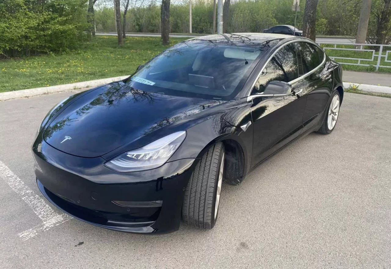 Tesla Model 3  82 kWh 201911