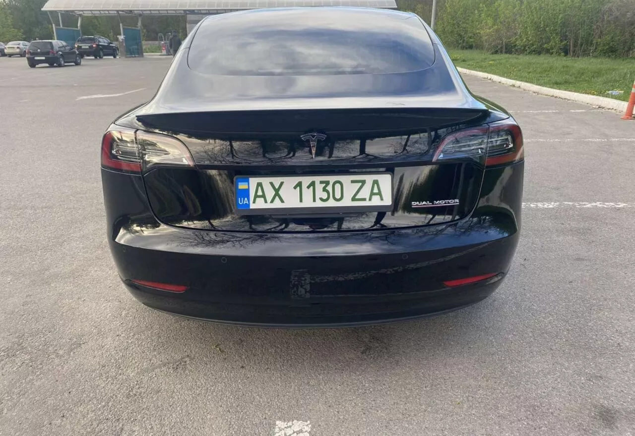 Tesla Model 3  82 kWh 201951