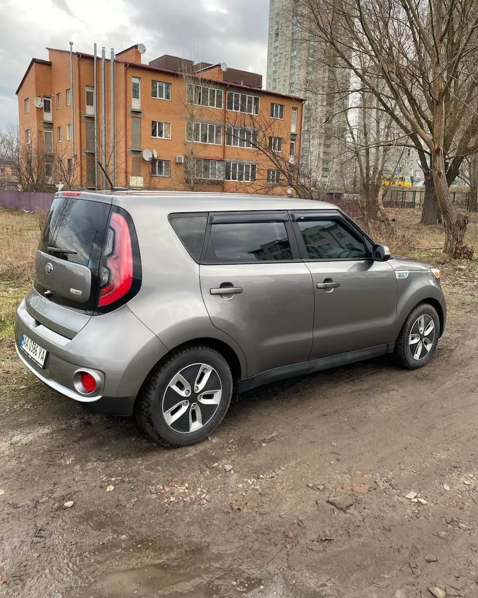 Kia Soul  27 kWh 2016391