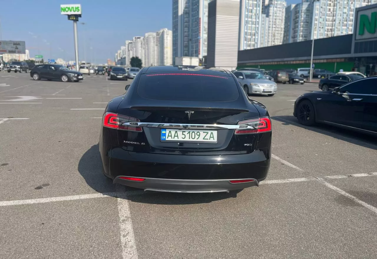 Tesla Model S  70 kWh 201561