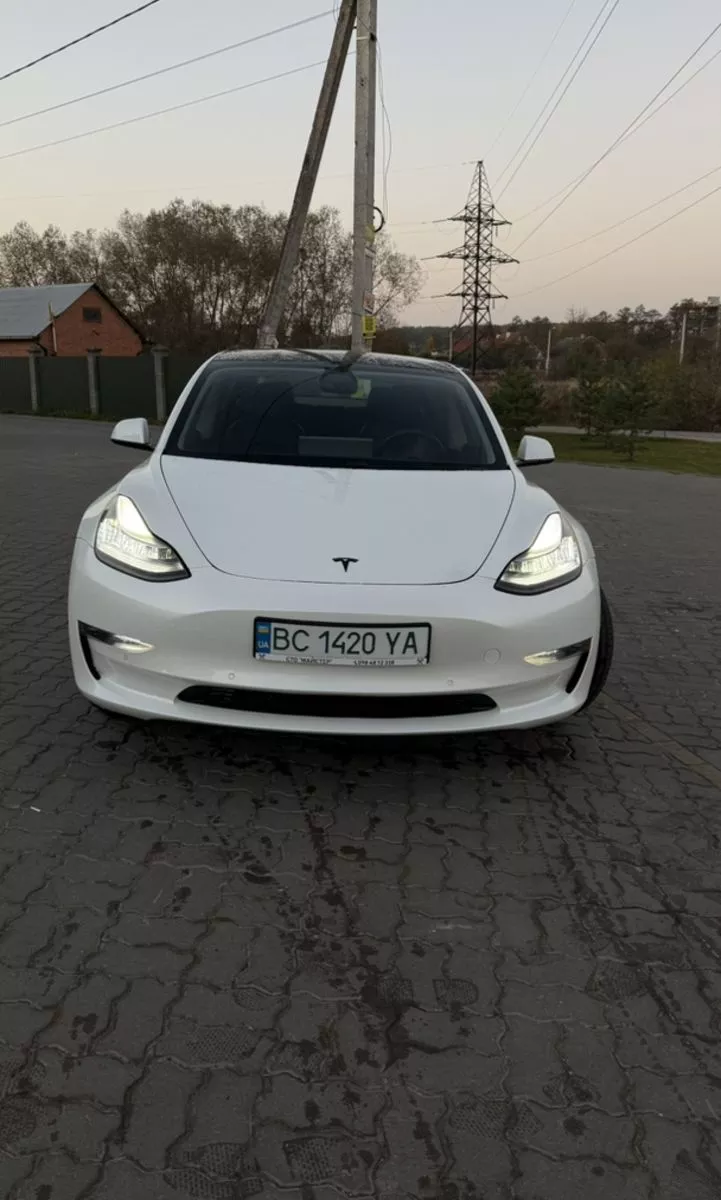 Tesla Model 3  60 kWh 201931