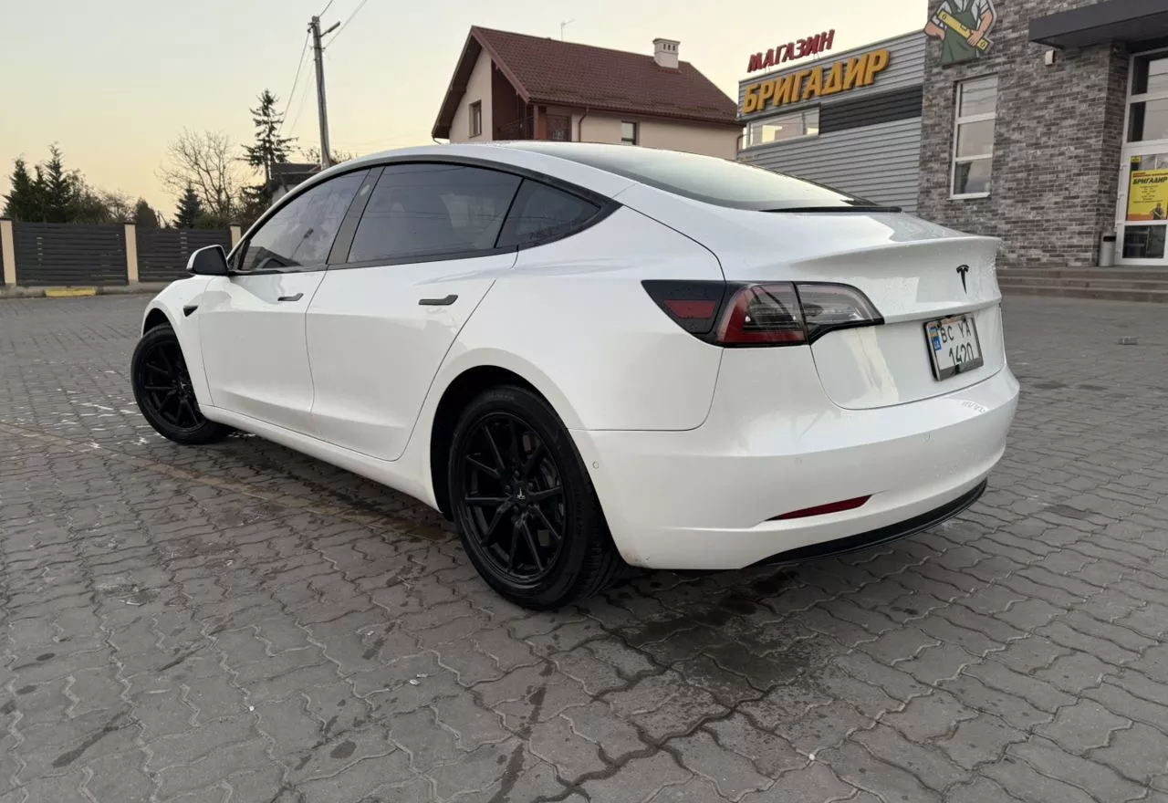 Tesla Model 3  60 kWh 2019291