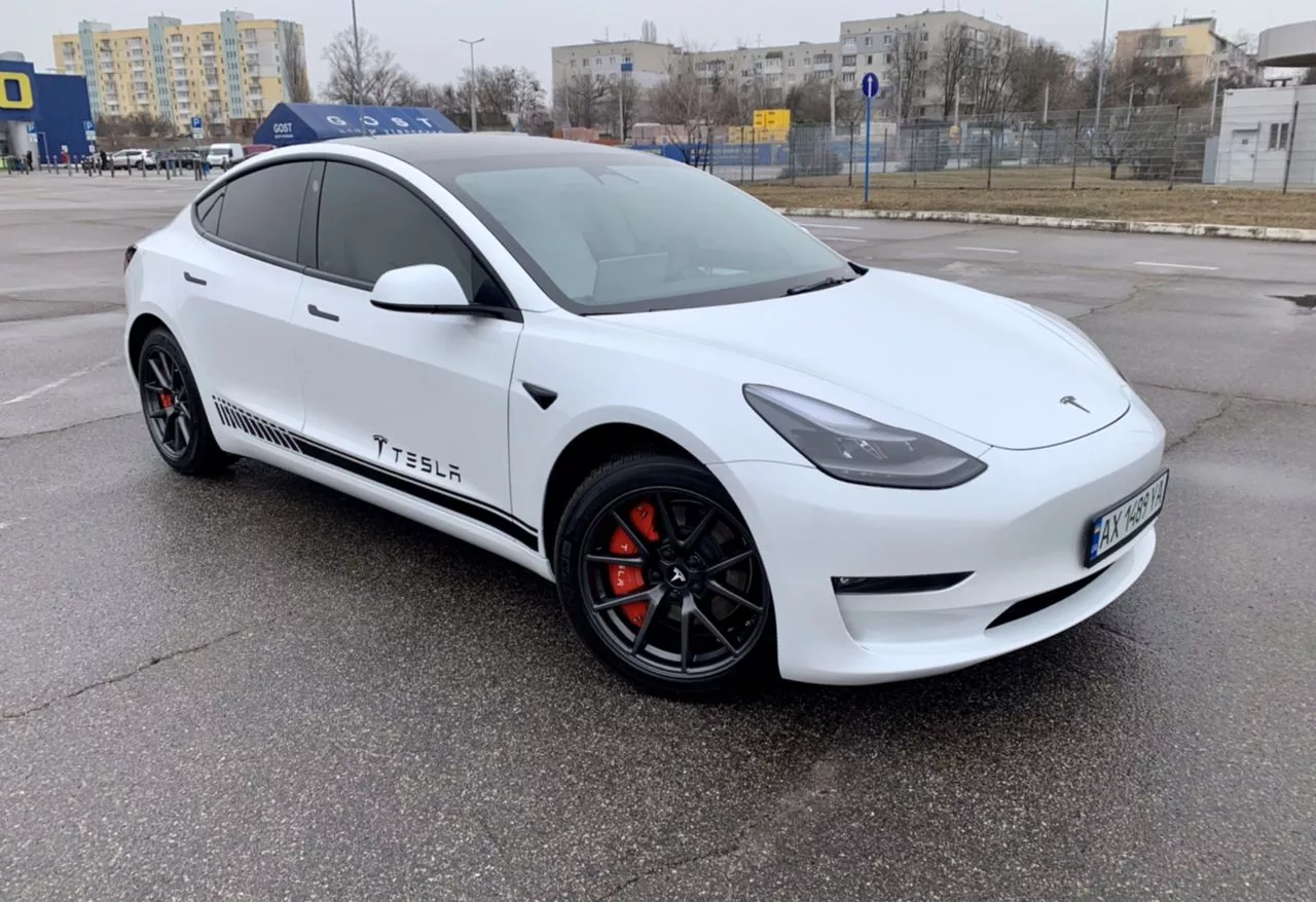 Tesla Model 3  82 kWh 202111