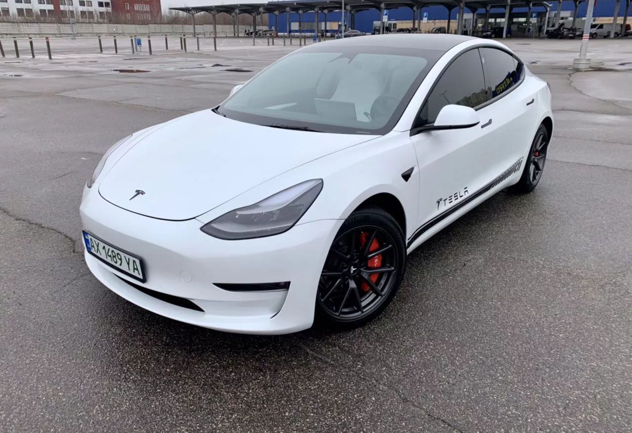 Tesla Model 3  82 kWh 202131