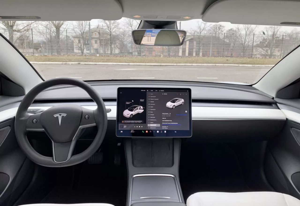 Tesla Model 3  82 kWh 2021191