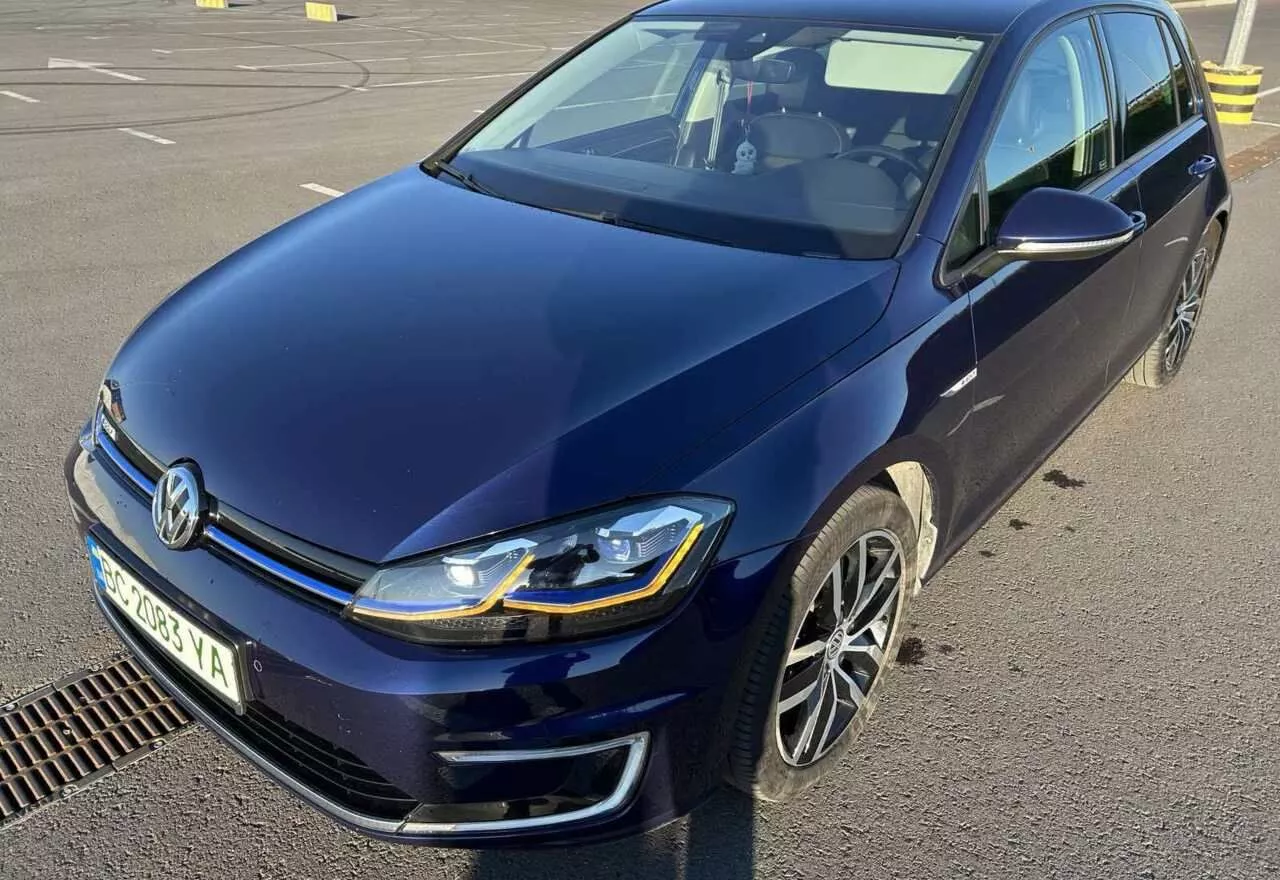 Volkswagen e-Golf  35.8 kWh 201821