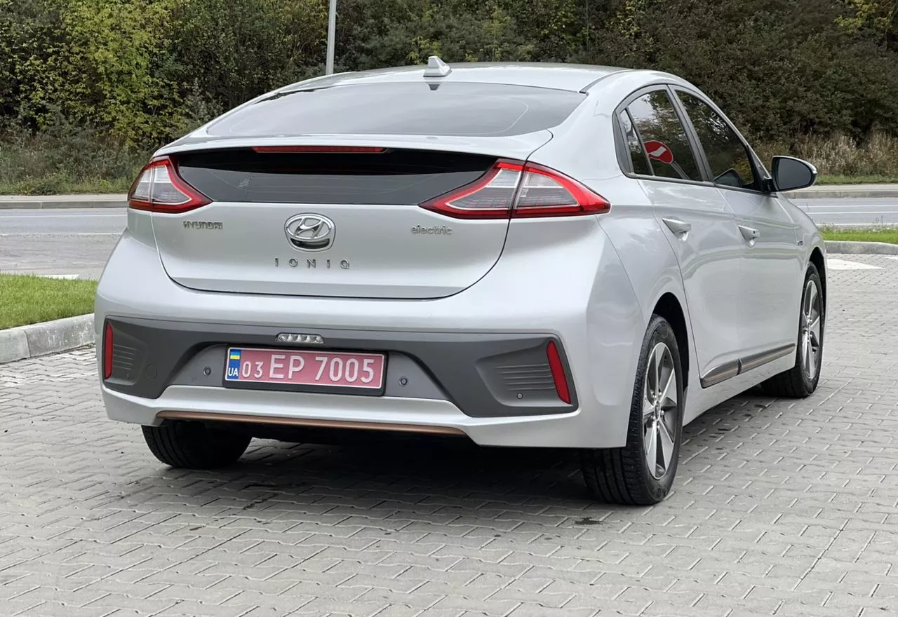 Hyundai Ioniq  28.3 kWh 201811