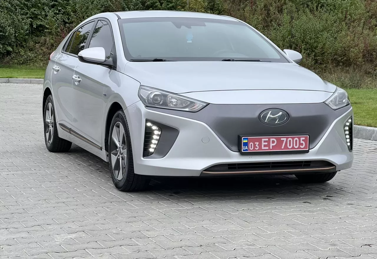 Hyundai Ioniq  28.3 kWh 201841