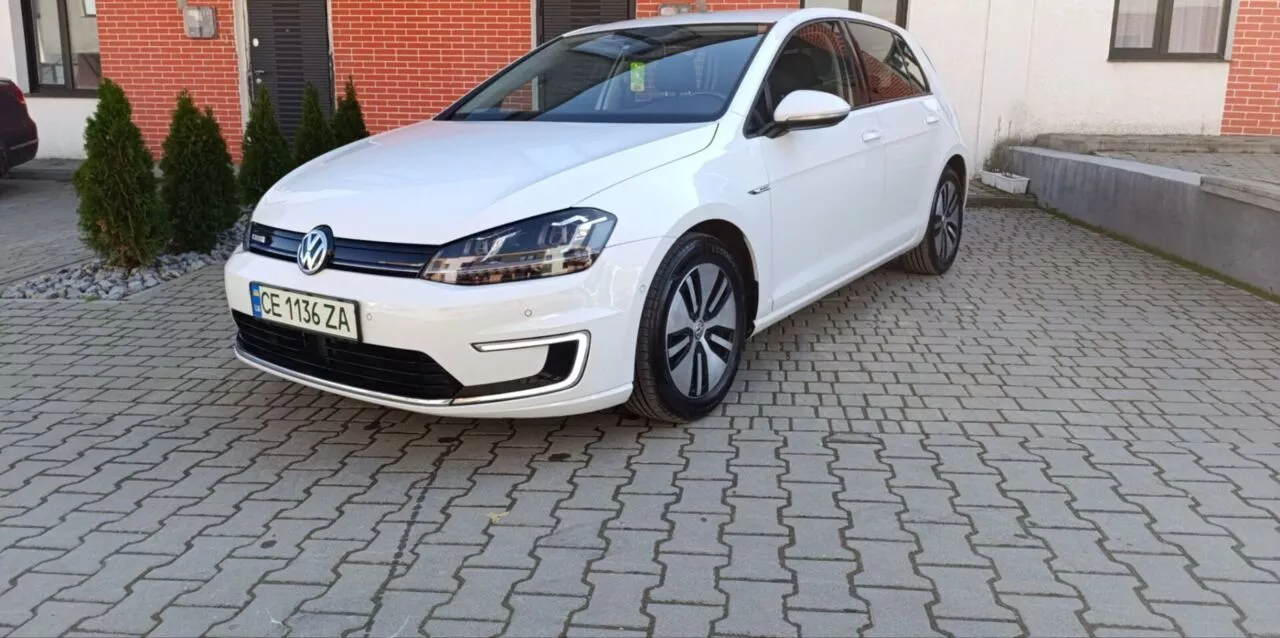 Volkswagen e-Golf 