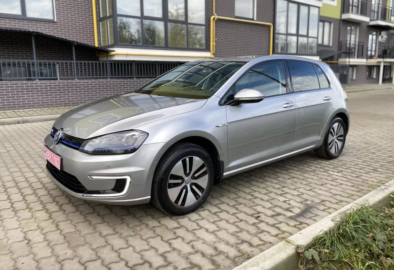 Volkswagen e-Golf  24 kWh 201511