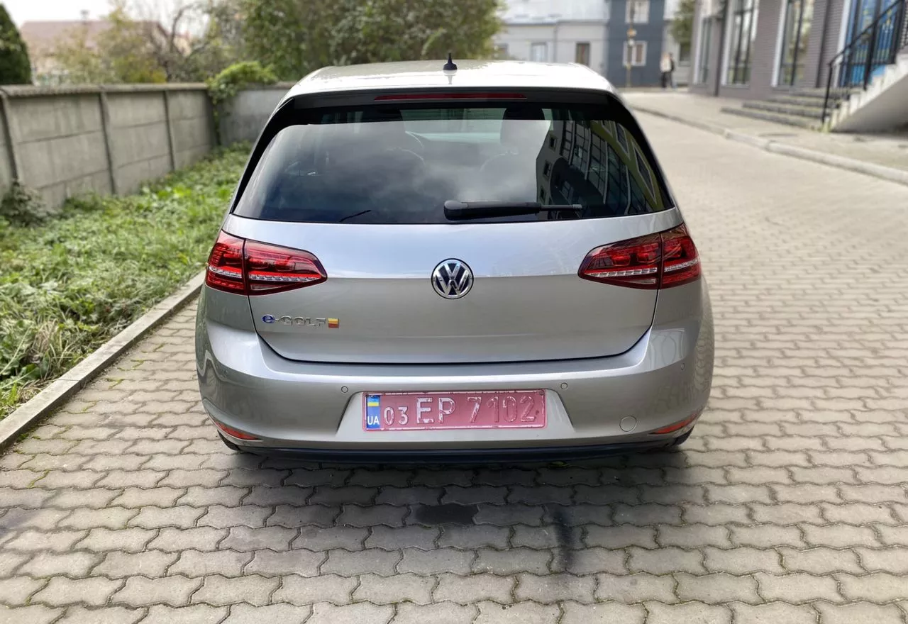 Volkswagen e-Golf  24 kWh 201561