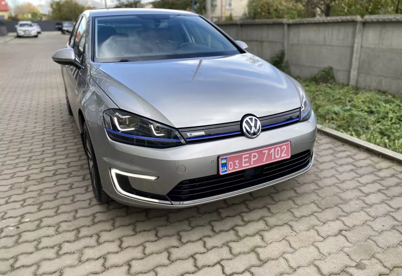 Volkswagen e-Golf  24 kWh 2015121