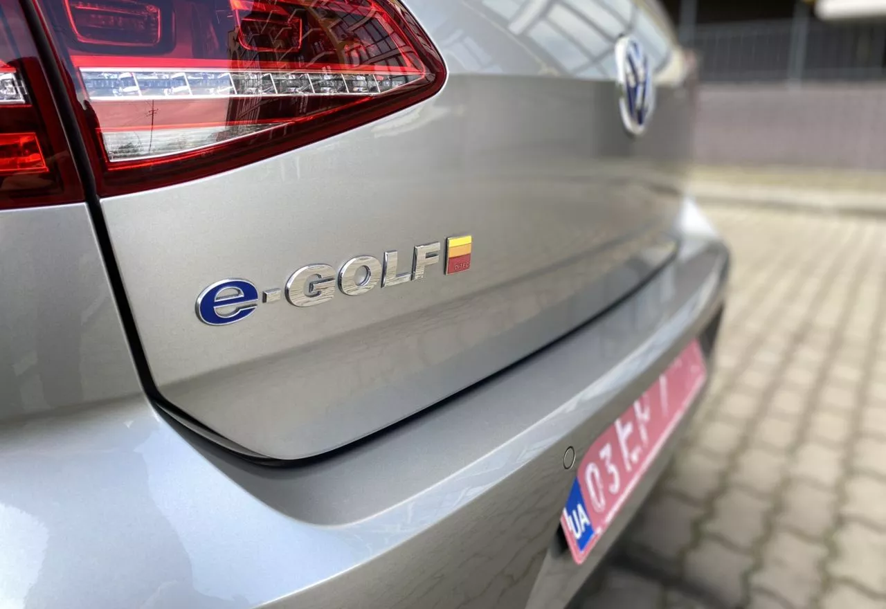 Volkswagen e-Golf  24 kWh 2015171