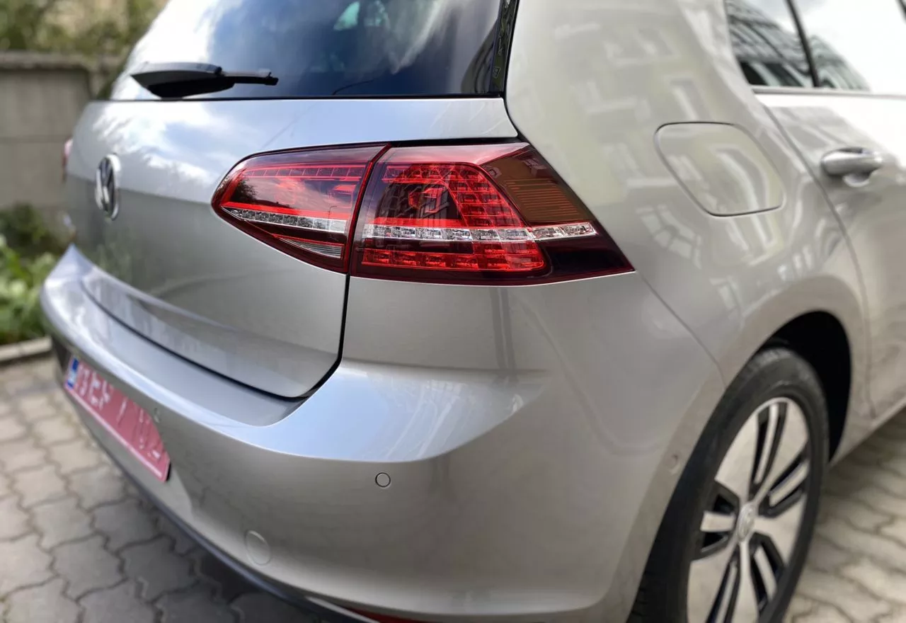 Volkswagen e-Golf  24 kWh 2015181