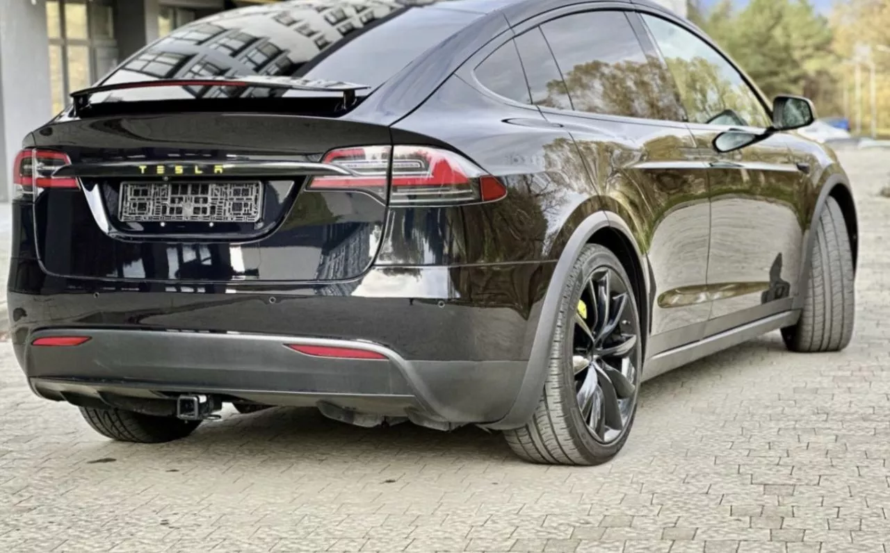 Tesla Model X  90 kWh 201771